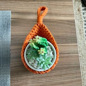 Crochet plant holder nest handmade by Olypol new